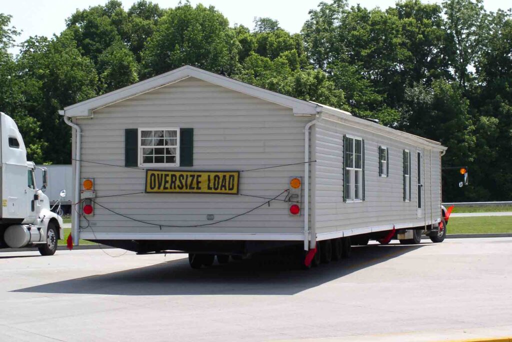 Average Costs of Moving a Mobile Home: